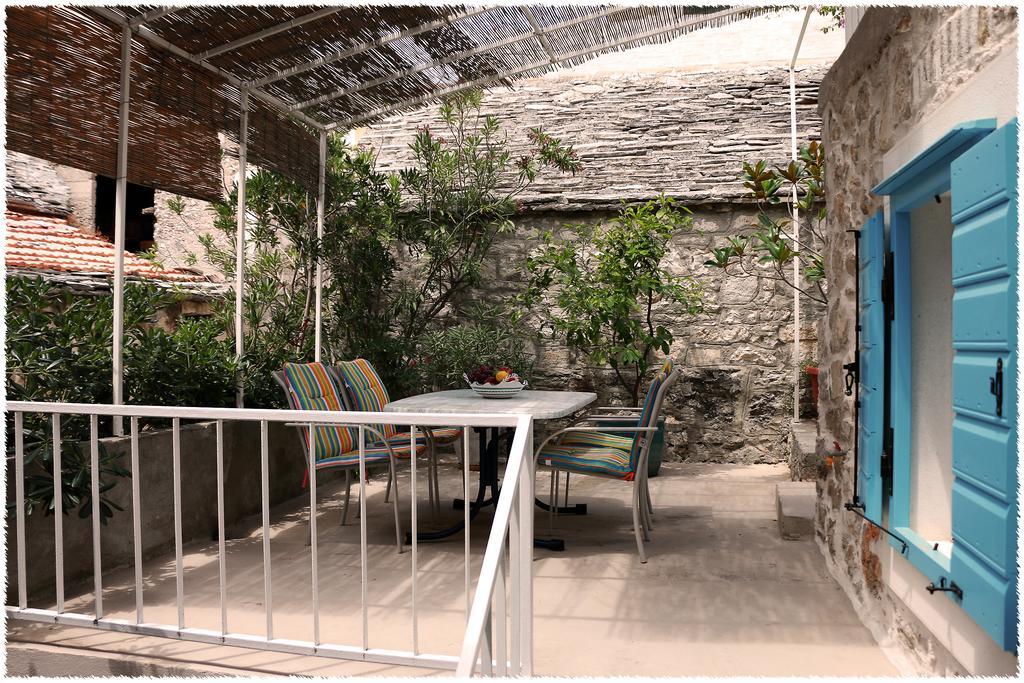 Apartment Dane Primošten Dış mekan fotoğraf